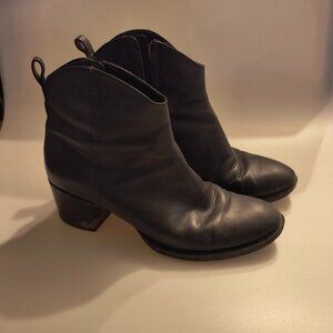 Clarks Women's Black Leather Ankle Boots Size Women's 10